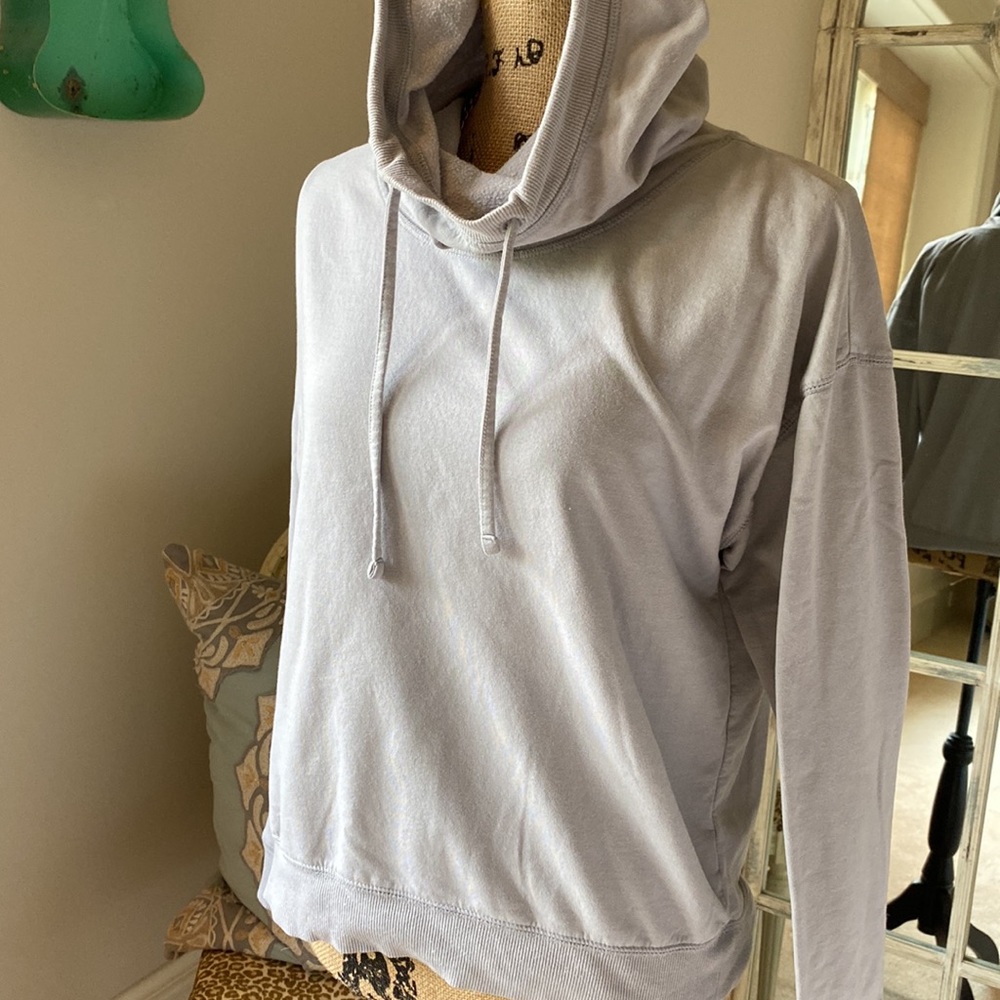 Sweatshirt - Picture 2 of 3